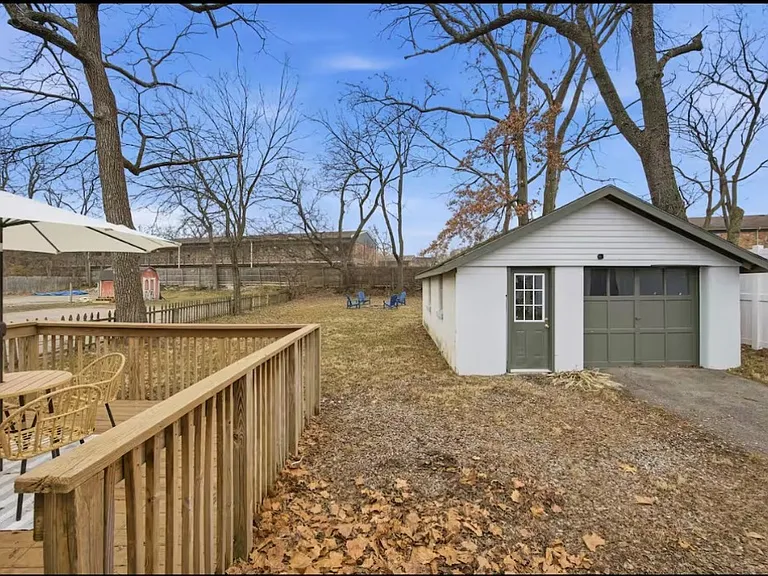 107 Westwood Dr — Photo 19