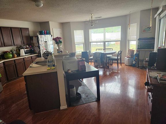 5th image of 2434 Quarry Ridge Ln