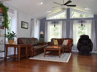 1719 Ridgewood Ave SE, Grand Rapids, MI 49506