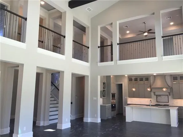 513 Woodside Ter, Lakeway, TX 78738