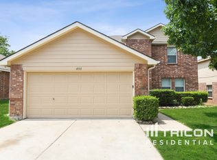 4933 Parkview Hills Ln, Fort Worth, TX 76179