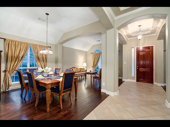 3rd image of 3310 Brushy Lake Dr