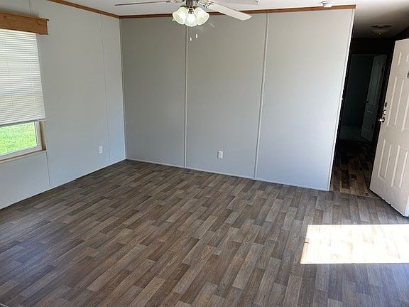 3rd image of 320 Morningside Dr