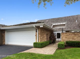 47 Briarwood S, Oak Brook, IL
