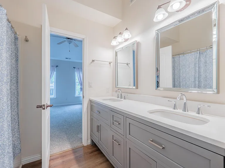 1115 E Azalea Ln — Photo 21