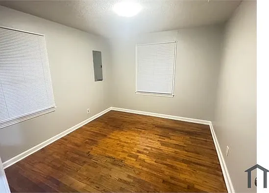 1526 Dade St — Photo 10