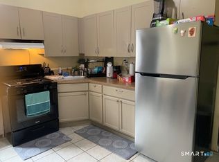 426 Union Ave #2, Bridgeport, CT 06607