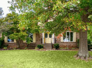 7025 Chippenham Rd, Louisville, KY 40222