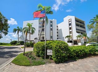 5700 Escondida Blvd S APT 302, Saint Petersburg, FL 33715