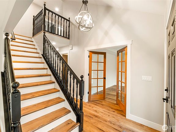 3rd image of 14601 115th Avenue Ct E