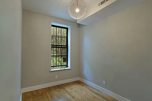 Rented by Spot It Realty LLC | media 25