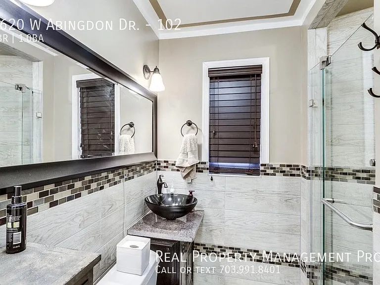 1620 W Abingdon Dr #102 — Photo 13