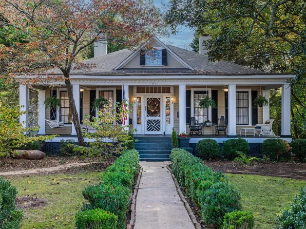 414 N Main St, Madison, GA 30650