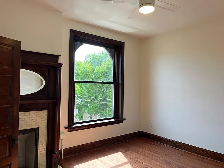 303 Greenup (NEW) — Photo 12