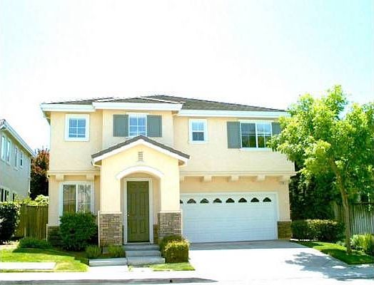 1st image of 138 Bellflower Ln
