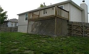 3rd image of 1433 NW Yankee Dr