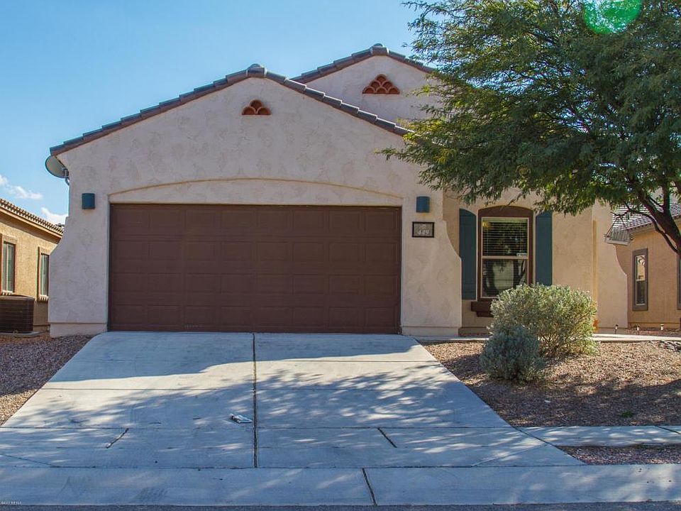 1st image of 449 W Calle Sombra Linda