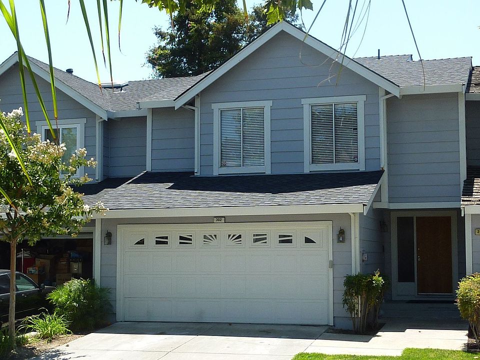 1st image of 302 Shoreline Dr