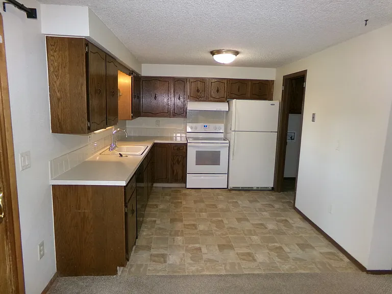 928 Silver Leaf Pl — Photo 6