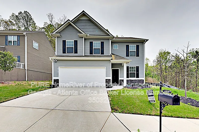 4 bed, 2.0 bath, 2345 sqft, $2,450 — Photo 1