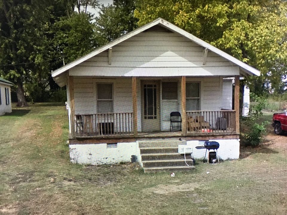 1st image of 815 N 11th St