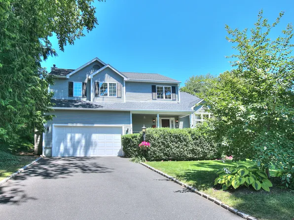 28 Elm Street, Fairfield, CT 06824
