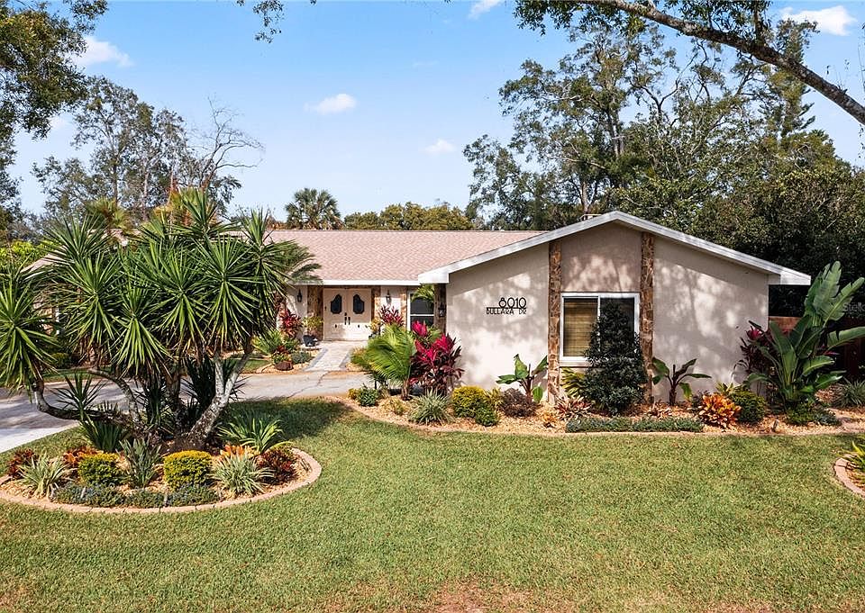 1st image of 8010 Bullara Dr