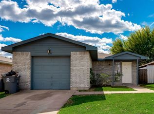 10340 Blackjack Oaks Dr, Dallas, TX 75227
