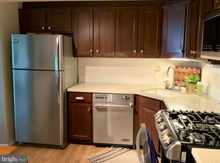 17 Holly Ct, Hamilton, NJ 08619