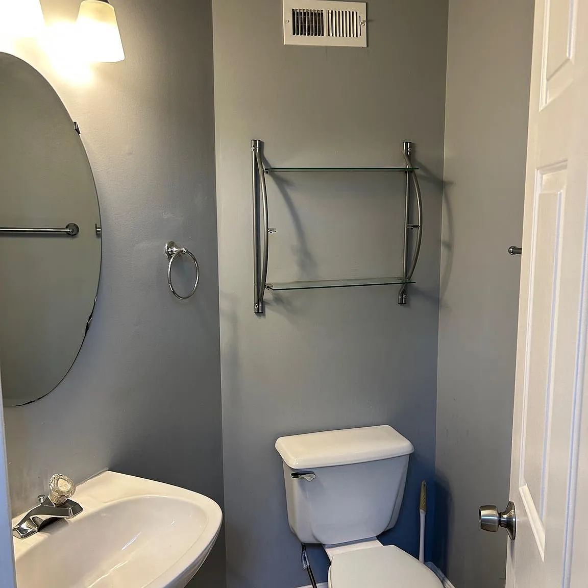 4 bed, 2.5 bath, 1320 sqft, $2,900 — Photo 2