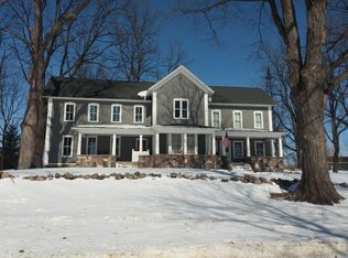 2955 Jennings Rd, Whitmore Lake, MI 48189