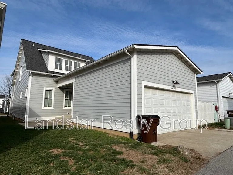 6411 Moonseed St — Photo 42