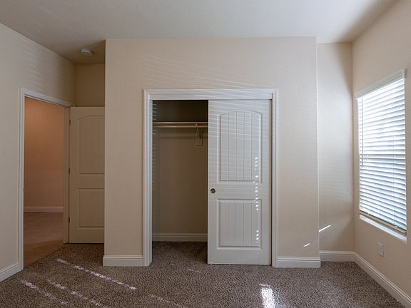 3rd image of 665 Marcus St