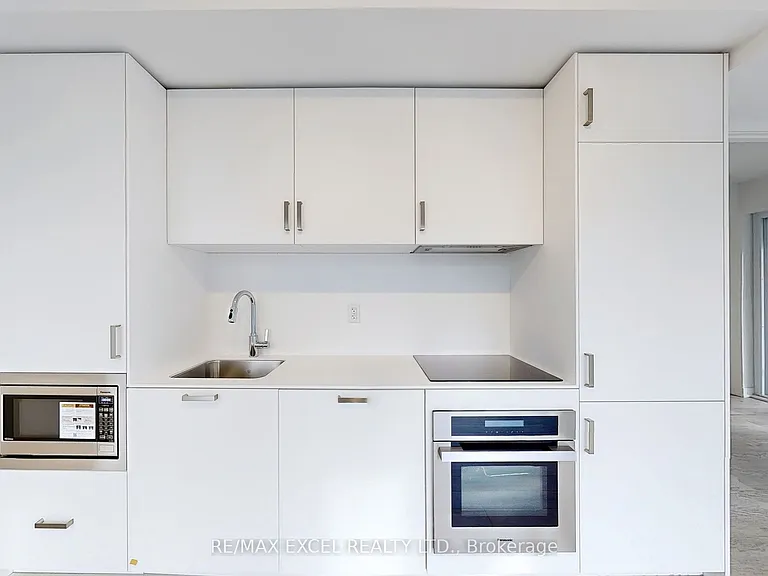 88 Queen St E #1710 — Photo 16