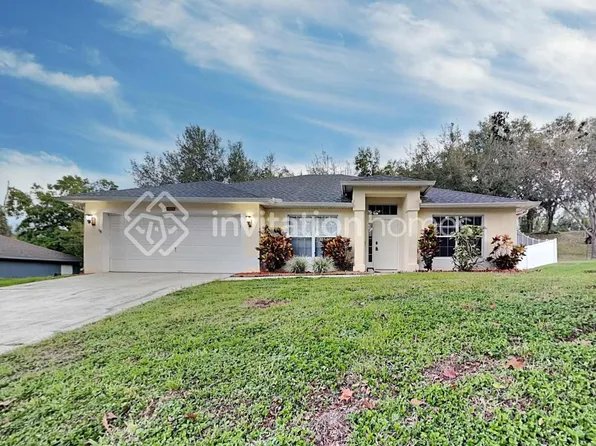1313 Windy Bluff Dr, Minneola, FL 34715
