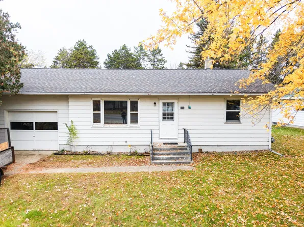 323 Main St NW, Menahga, MN 56464