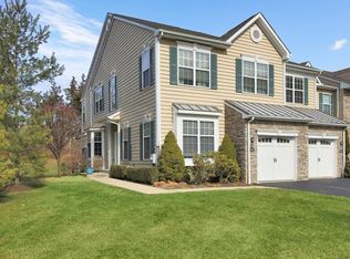 835 Huntington Dr, Fishkill, NY 12524
