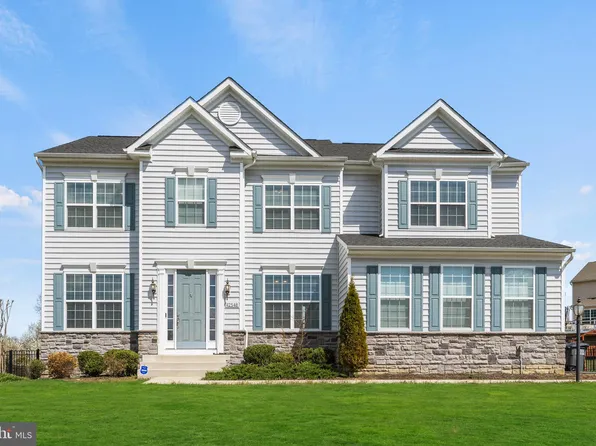 42548 Rough Rock Ct, Chantilly, VA 20152