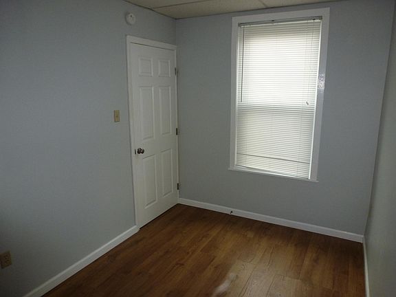 4th image of 11 Garner St #B