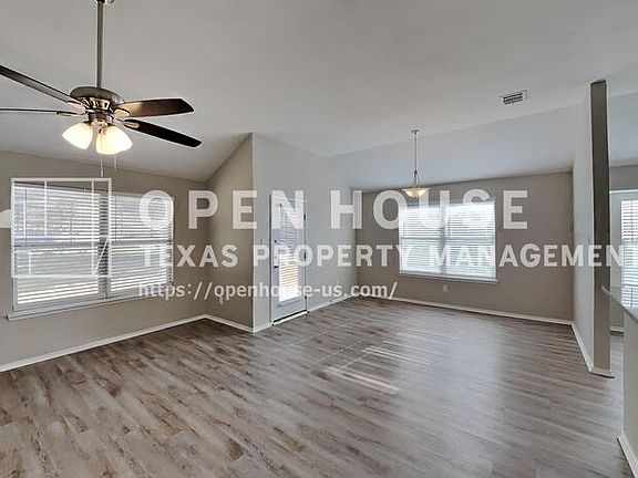 3rd image of 5105 Persimmon Ct