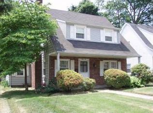 66 Romaine Ave, Maywood, NJ 07607