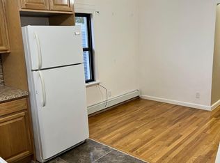 1953 Gildersleeve Ave APT 2B, Bronx, NY 10473