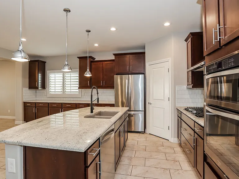 11124 E Tupelo Ave — Photo 6