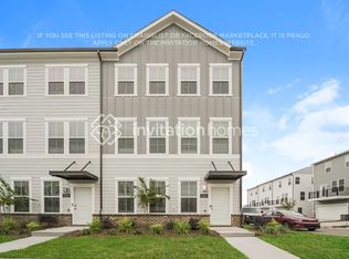 11141 Tournament Dr, Charlotte, NC 28269