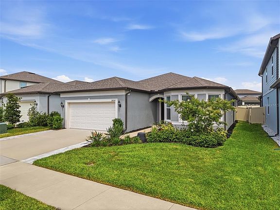 3rd image of 3834 Maple Bay Ln