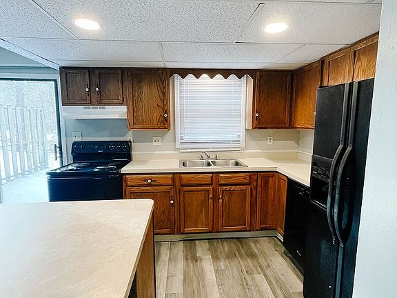 2nd image of 5124 W Canterbury Dr #10610647