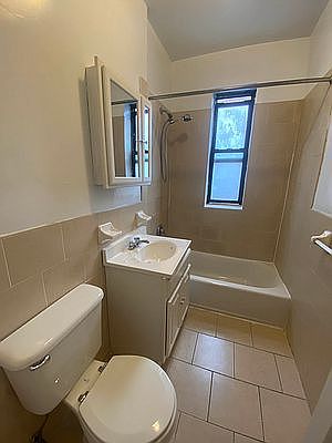 5th image of 660 Saint Nicholas Ave #6J