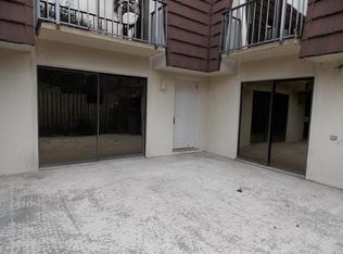 2117 21st Ln, Palm Beach Gardens, FL 33418