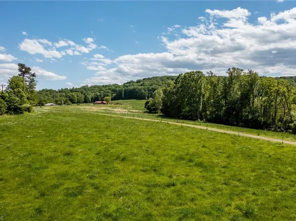 870 Groce Rd, Ronda, NC 28670