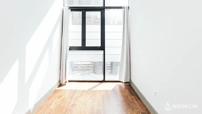 Rented by Nooklyn NYC LLC | media 38